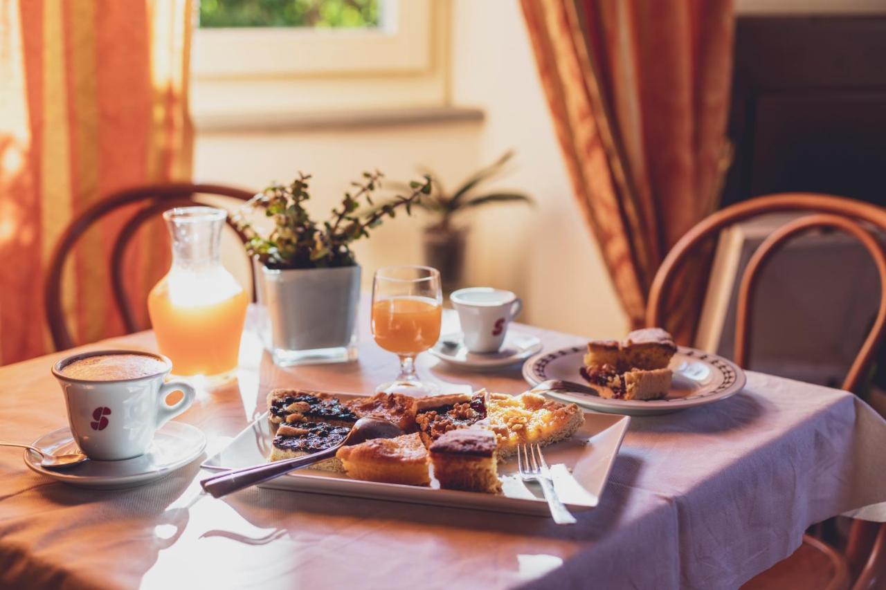 Albergo Ristorante Pasqui Rocca San Casciano Ngoại thất bức ảnh